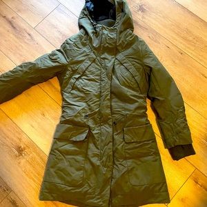rainforest size small long winter coat . Very warm size small women’s army green